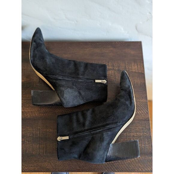 Marc Fisher Black Suede Block Heeled Booties - Size 7.5 - Picture 5 of 9